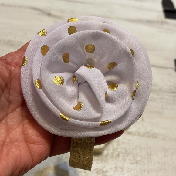 Two gorgeous headbands fit for a little princess 👑 One with a gold crown. - Picture 8 of 9